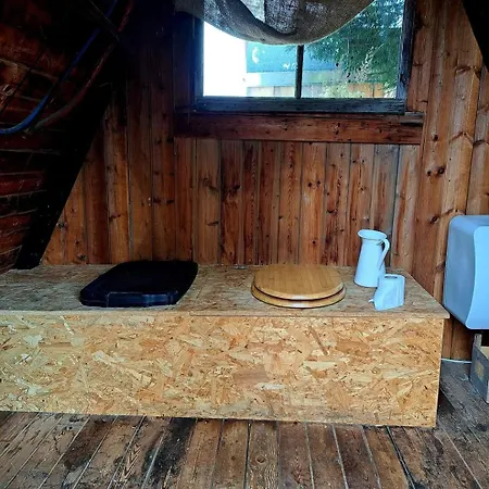 Bauwagen Refugium Campingplatz *